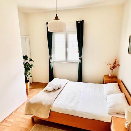 Luxury Beach Apartment W Sunset Sea Views Sibenik Bagian luar foto