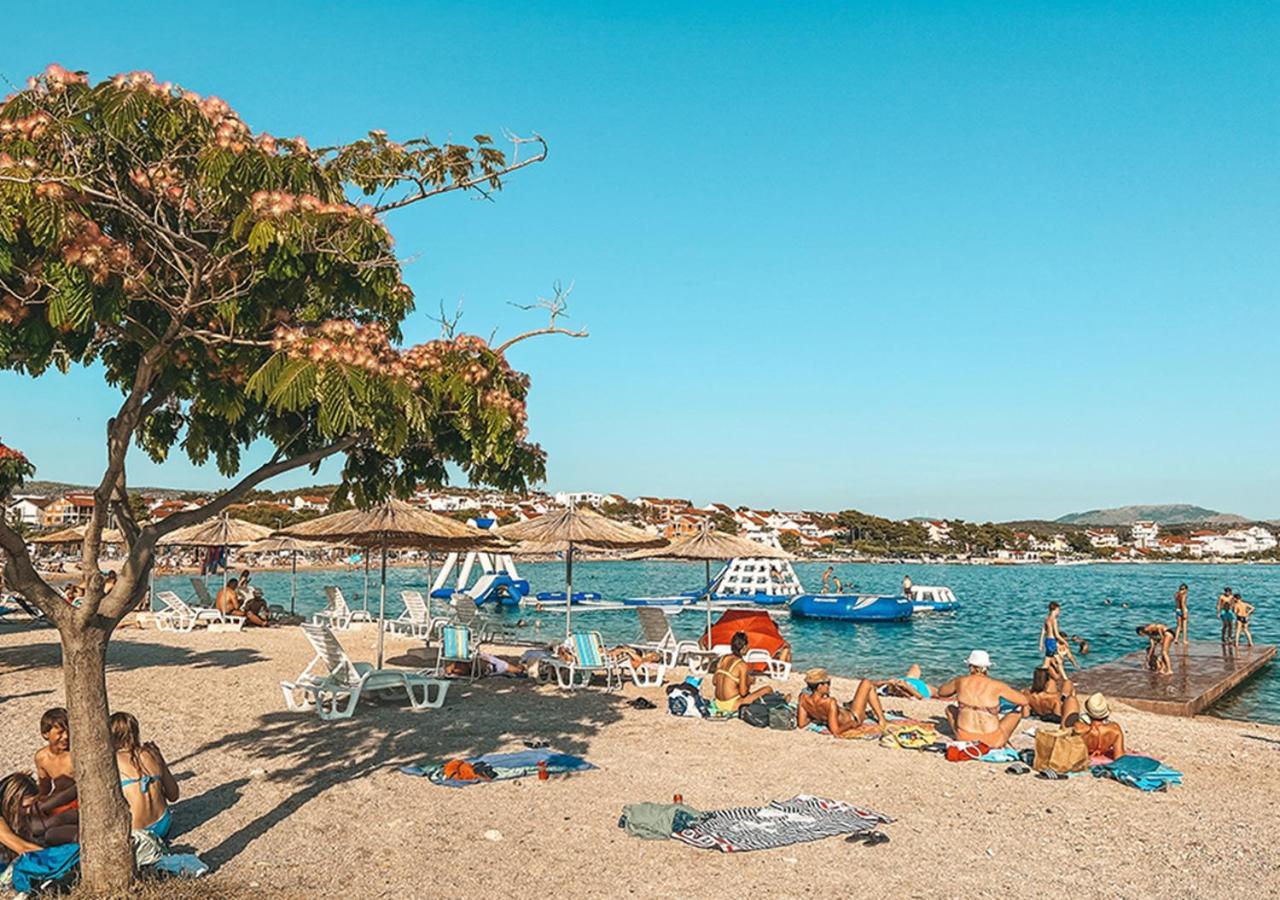 Luxury Beach Apartment W Sunset Sea Views Sibenik Bagian luar foto