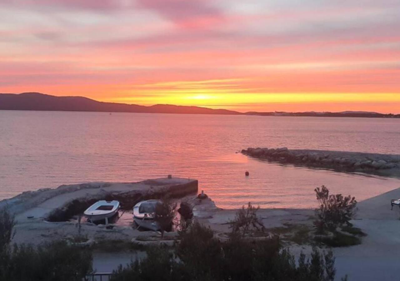 Luxury Beach Apartment W Sunset Sea Views Sibenik Bagian luar foto
