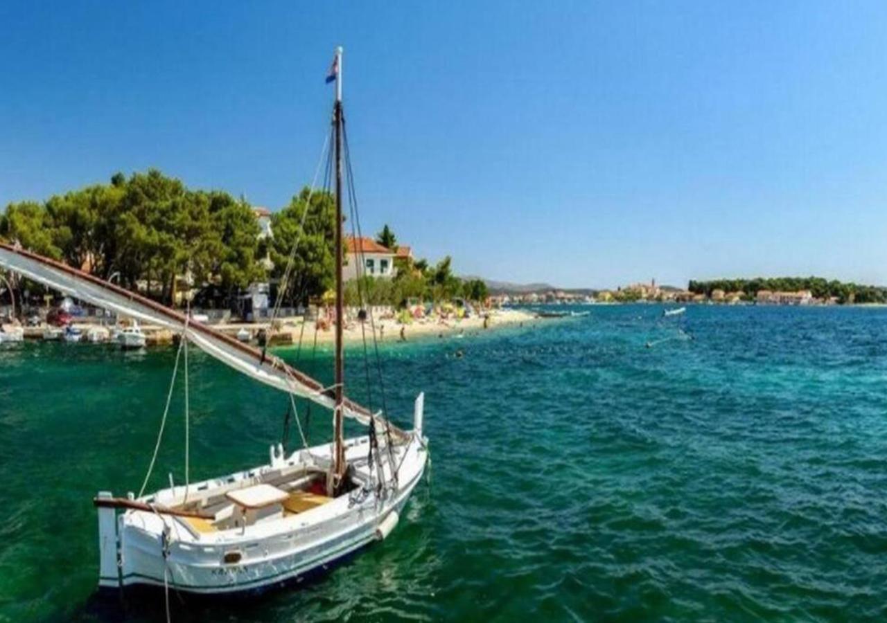 Luxury Beach Apartment W Sunset Sea Views Sibenik Bagian luar foto
