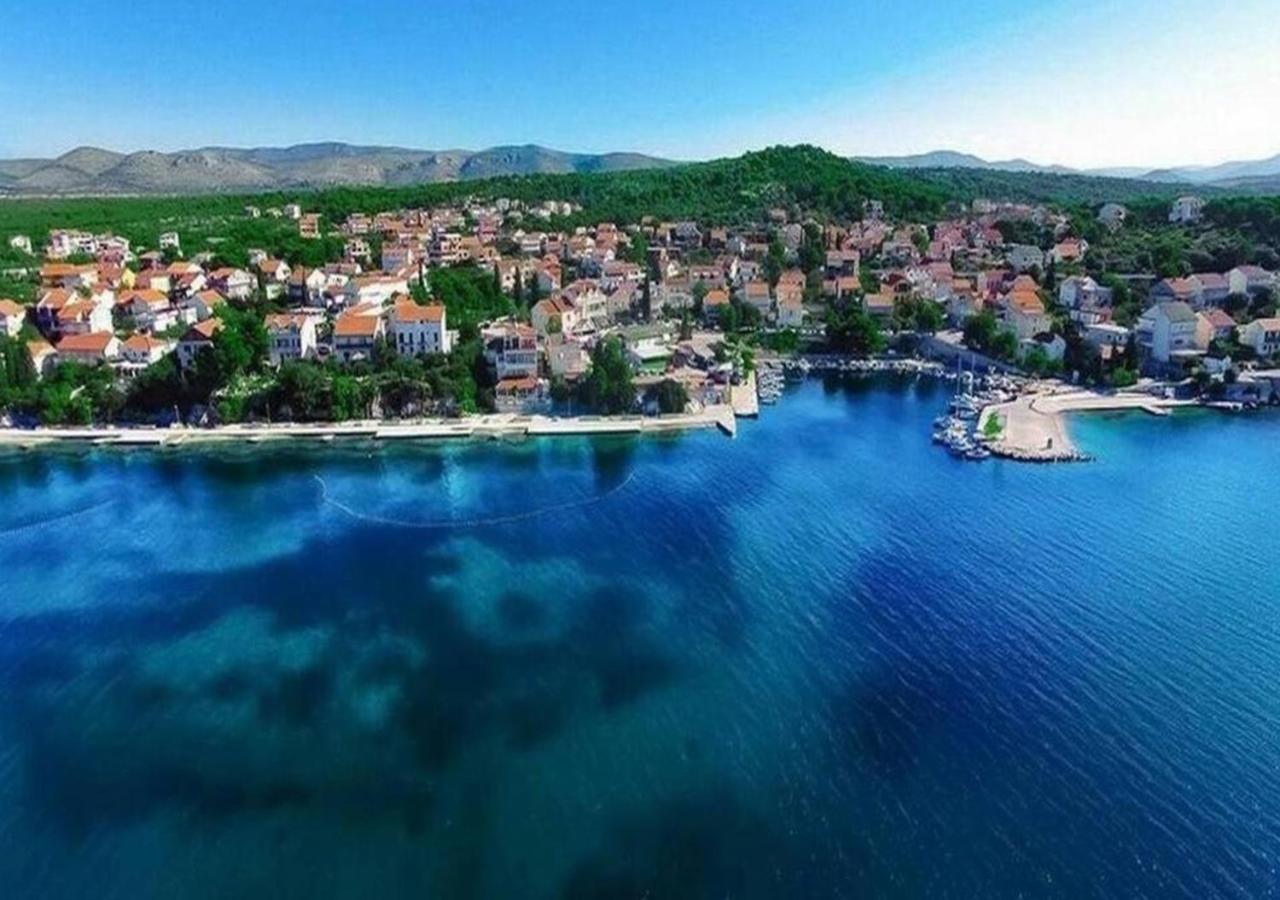 Luxury Beach Apartment W Sunset Sea Views Sibenik Bagian luar foto