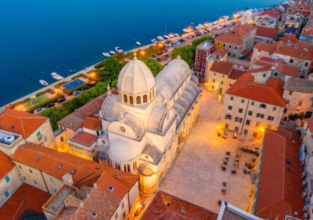 Luxury Beach Apartment W Sunset Sea Views Sibenik Bagian luar foto