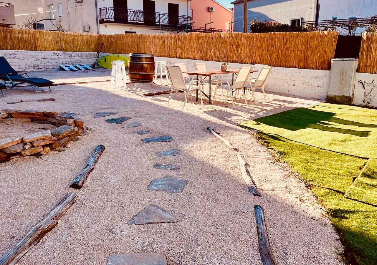 Luxury Beach Apartment W Sunset Sea Views Sibenik Bagian luar foto