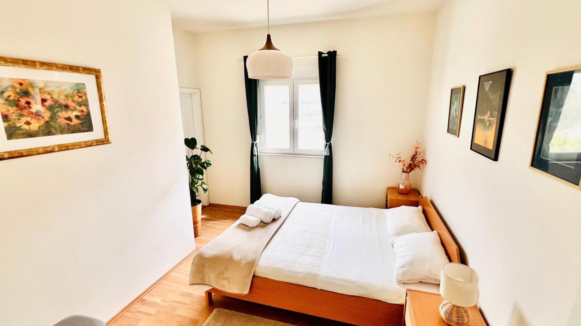 Luxury Beach Apartment W Sunset Sea Views Sibenik Bagian luar foto